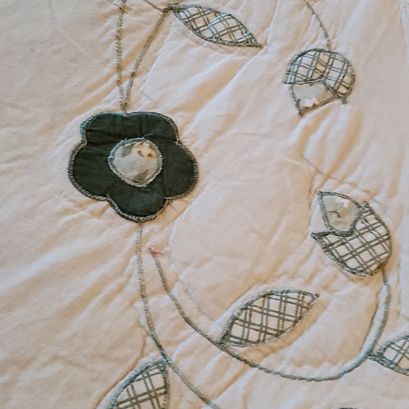 Comforter Set - Picture 2 of 5